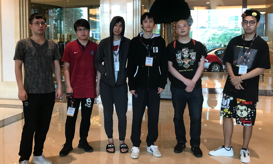 B8 、 mouz NXT 和 GamerLegion 收到了CCT第二季欧洲系列赛8季后赛的邀请